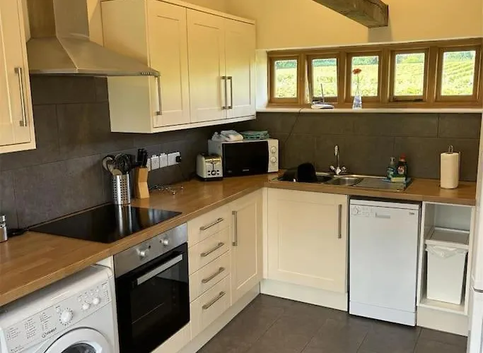 4 Coopers Cottages, Bodiam, East Sussex